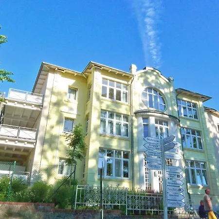 Strandresidenz Brandenburg 04 Mit Gratis Nutzung Vom Ahoi Erlebnisbad Und Sauna In Sellin Goehren (Ruegen)