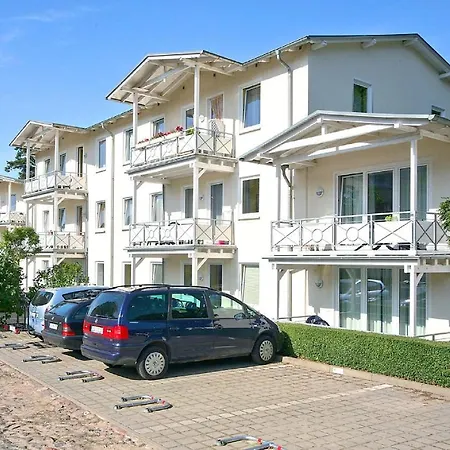 Strandresidenz Brandenburg: Beachside Retreat With Balcony And Access Goehren (Ruegen)