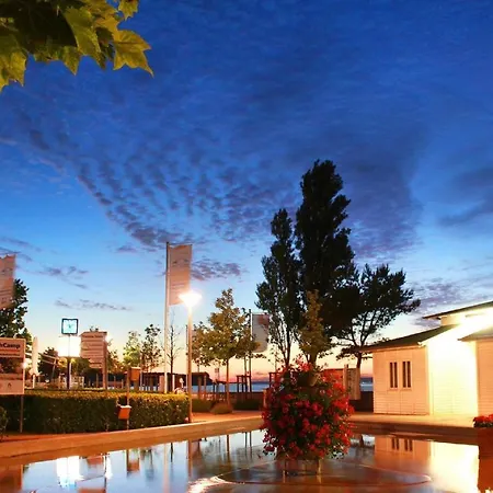 Strandnah, Balkon, Gratis Nutzung Vom Ahoi Erlebnisbad Und Sauna In Sellin - Strandresidenz Brandenburg 04 Διαμέρισμα Goehren (Ruegen)