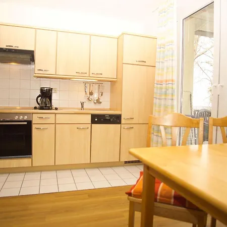 Apartment Strandresidenz Brandenburg: Beachside Retreat With Balcony And Access *