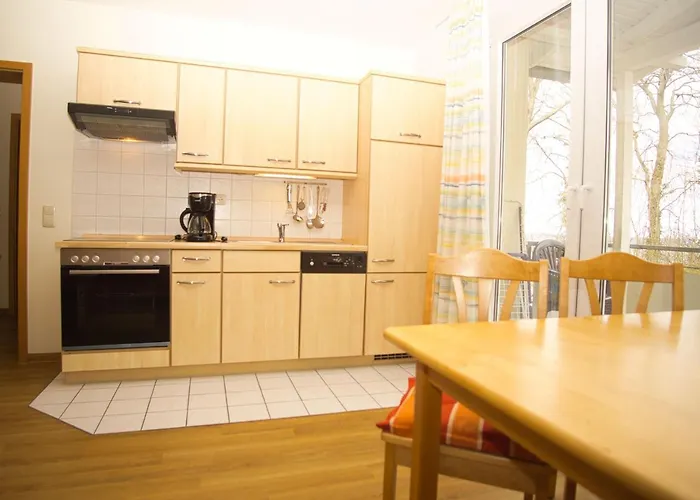 Lägenhet Strandnah, Balkon, Gratis Nutzung Vom Ahoi Erlebnisbad Und Sauna In Sellin - Strandresidenz Brandenburg 04 *